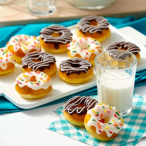MOLDE PARA DONUTS MEDIANOS WILTON - 12 CAVIDADES